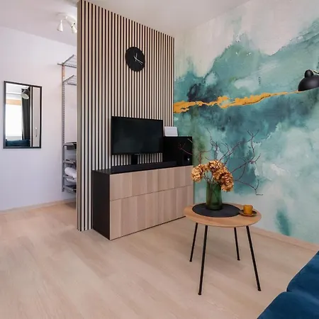 Cozy Pastel In By Renters גדנסק